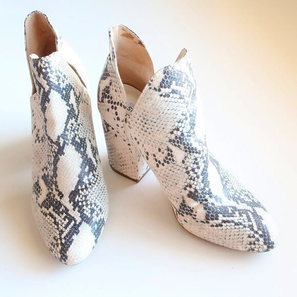Steve Madden Cream & Grey Snakeskin Almond Toe Block Heel Ankle Boots, Booties - Picture 12 of 15